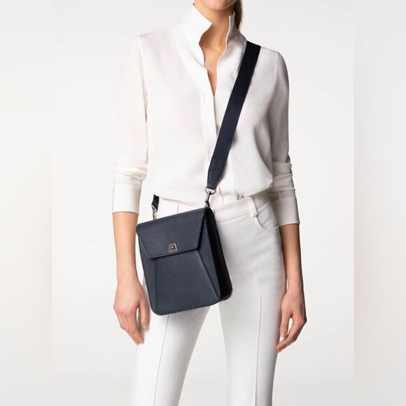 Akris Anouk Small Crossbody Messenger Bag - Picture 4 of 16